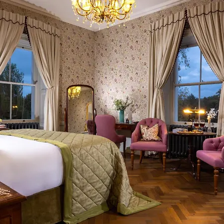 And Golf Hotel